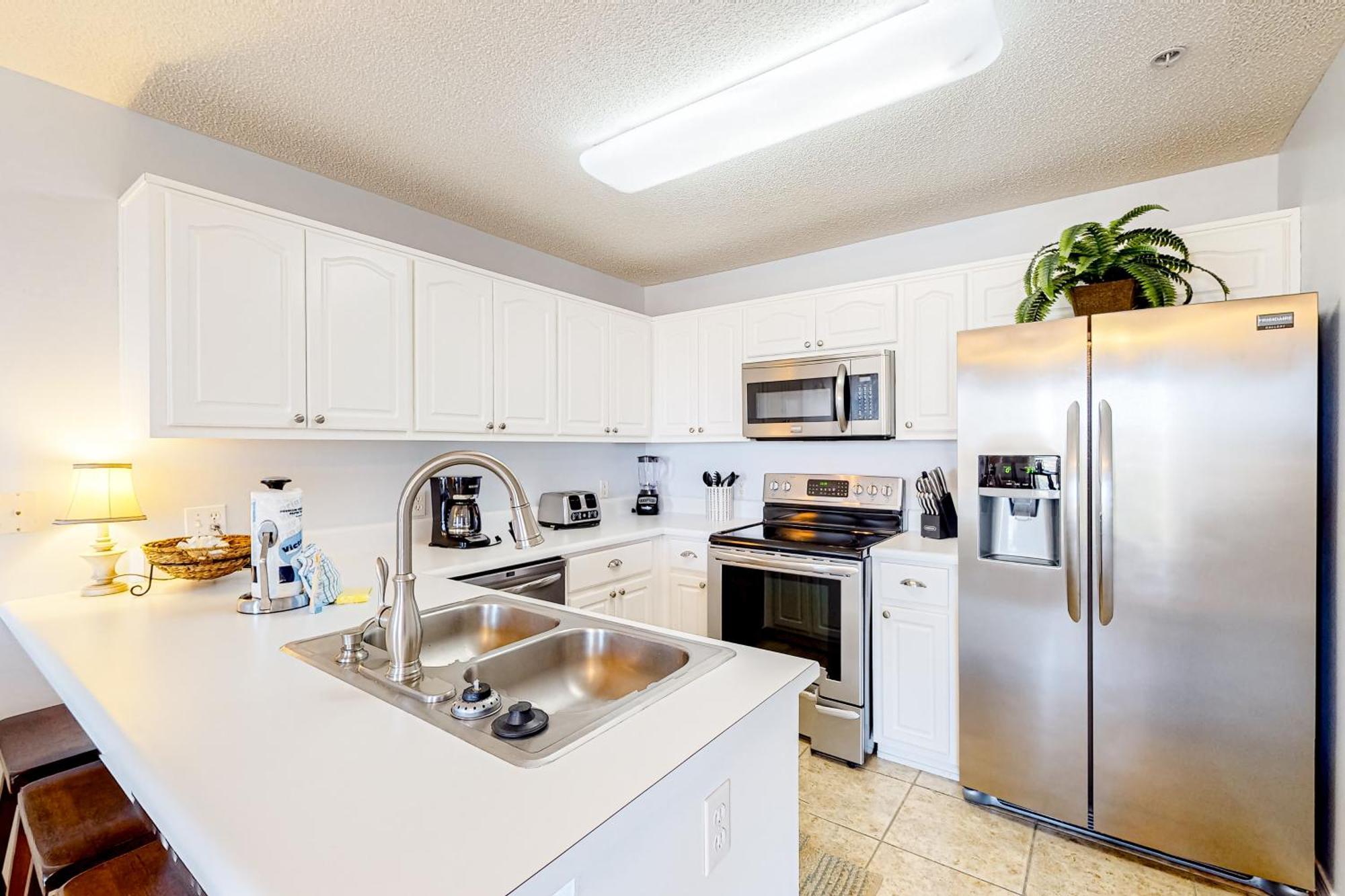 Gulf Island Condos II Наварра Номер фото